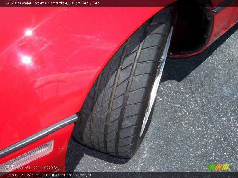 Bright Red / Red 1987 Chevrolet Corvette Convertible