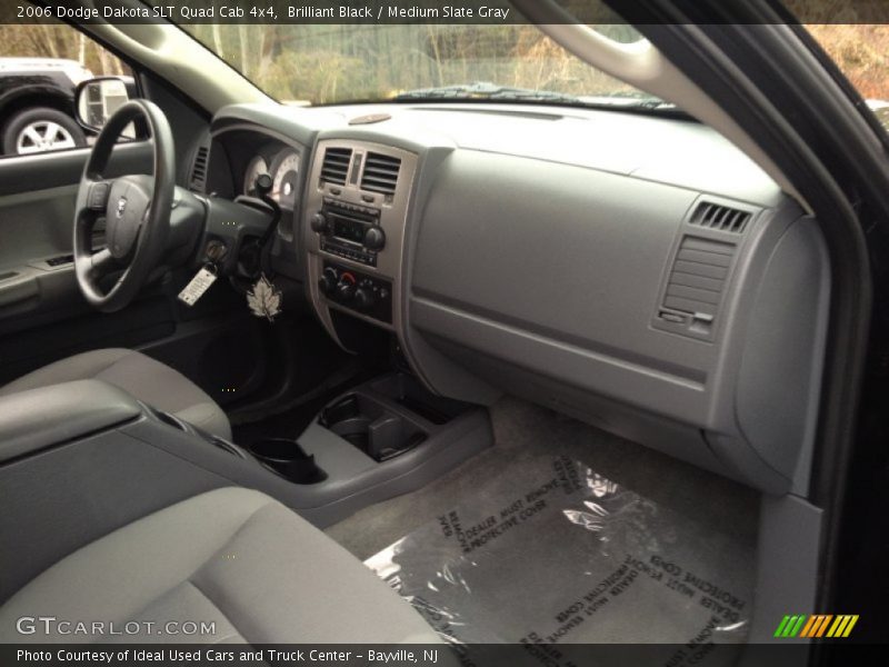 Brilliant Black / Medium Slate Gray 2006 Dodge Dakota SLT Quad Cab 4x4
