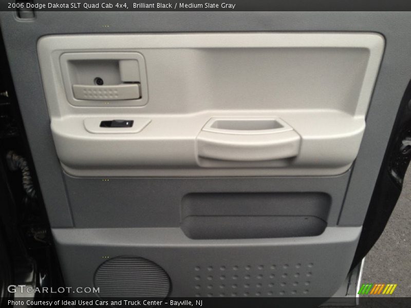 Brilliant Black / Medium Slate Gray 2006 Dodge Dakota SLT Quad Cab 4x4