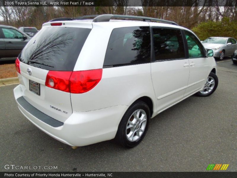 Arctic Frost Pearl / Taupe 2006 Toyota Sienna XLE