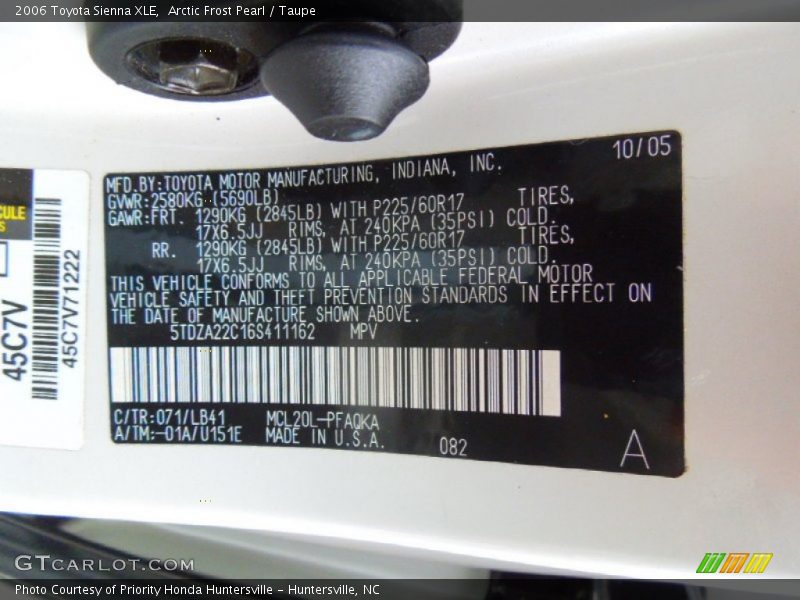 Arctic Frost Pearl / Taupe 2006 Toyota Sienna XLE