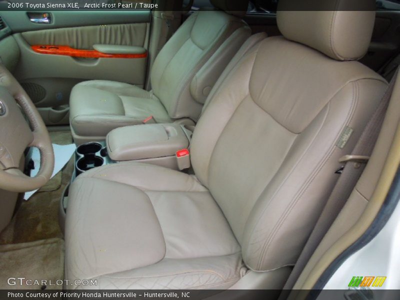 Arctic Frost Pearl / Taupe 2006 Toyota Sienna XLE