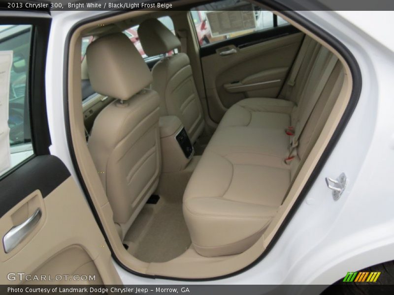 Bright White / Black/Light Frost Beige 2013 Chrysler 300