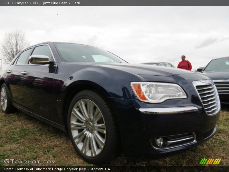 Front 3/4 View of 2013 300 C