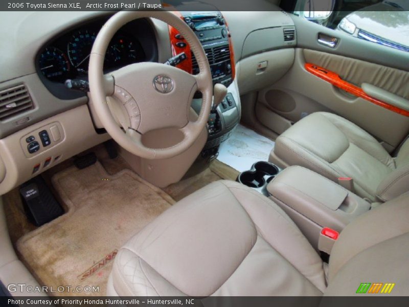Arctic Frost Pearl / Taupe 2006 Toyota Sienna XLE