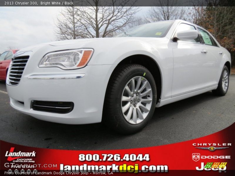 Bright White / Black 2013 Chrysler 300