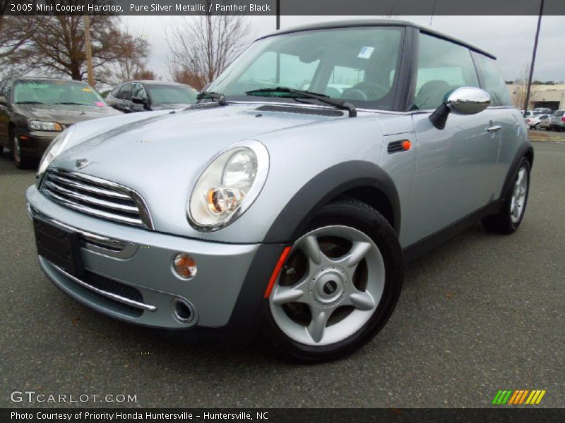 Pure Silver Metallic / Panther Black 2005 Mini Cooper Hardtop