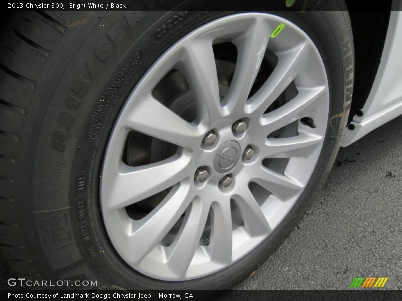 Bright White / Black 2013 Chrysler 300