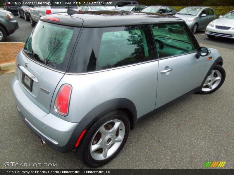 Pure Silver Metallic / Panther Black 2005 Mini Cooper Hardtop