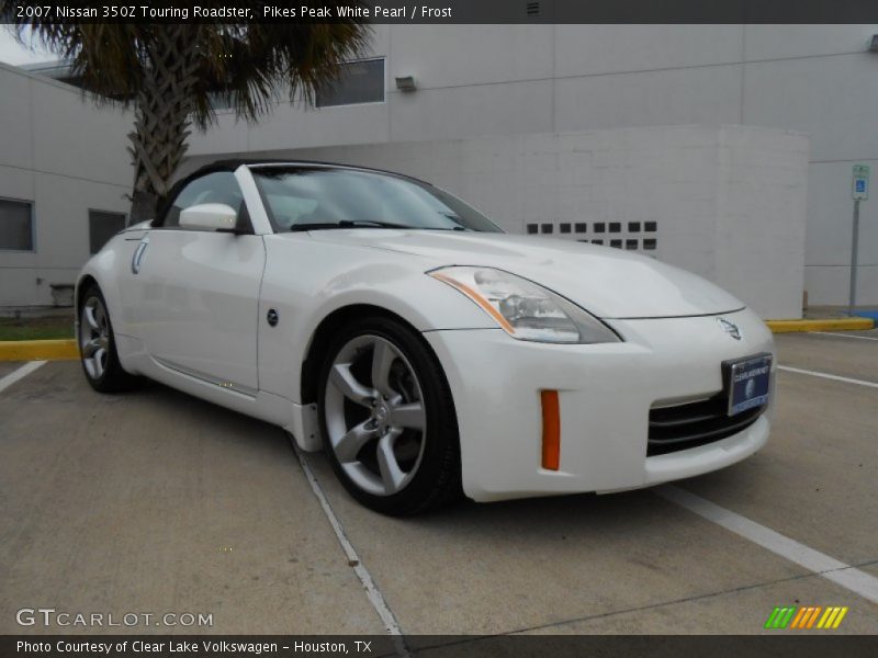 Front 3/4 View of 2007 350Z Touring Roadster