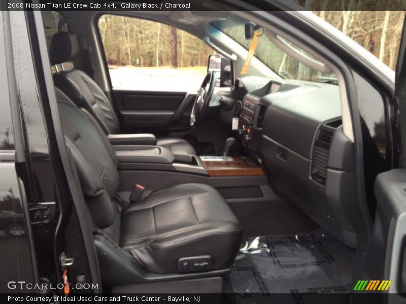 Galaxy Black / Charcoal 2008 Nissan Titan LE Crew Cab 4x4