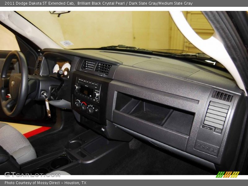 Brilliant Black Crystal Pearl / Dark Slate Gray/Medium Slate Gray 2011 Dodge Dakota ST Extended Cab