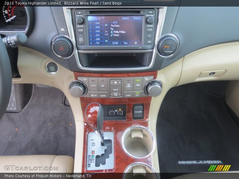 Blizzard White Pearl / Sand Beige 2013 Toyota Highlander Limited
