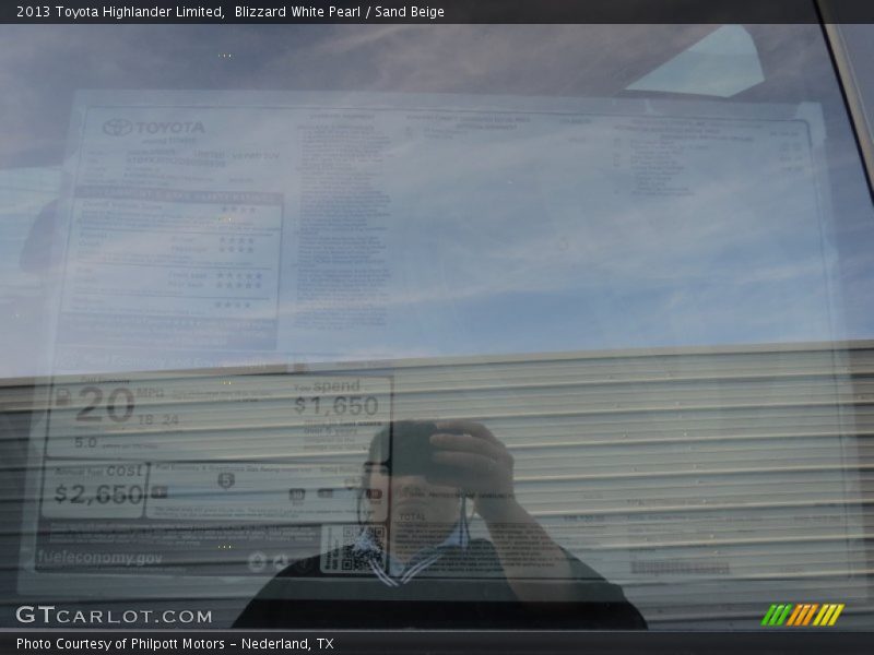 Blizzard White Pearl / Sand Beige 2013 Toyota Highlander Limited