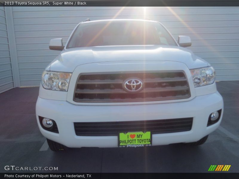 Super White / Black 2013 Toyota Sequoia SR5