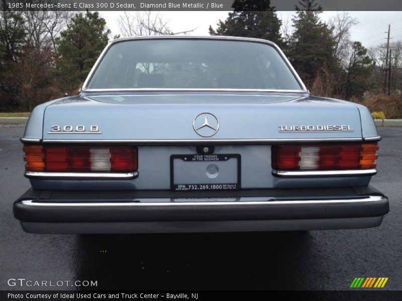 Diamond Blue Metallic / Blue 1985 Mercedes-Benz E Class 300 D Sedan