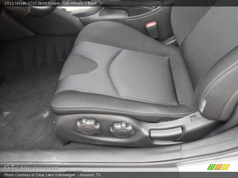 Front Seat of 2011 370Z Sport Coupe