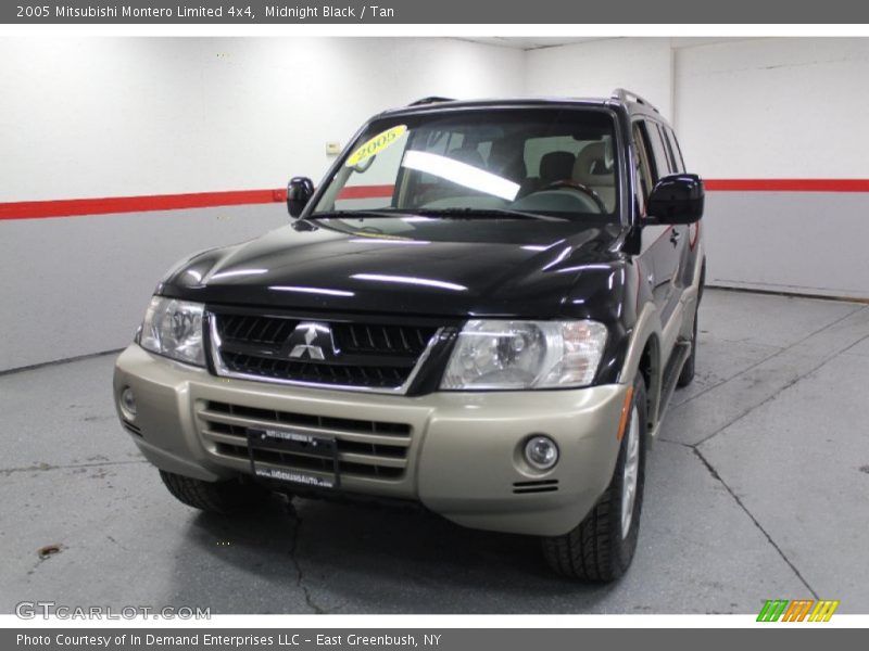 Midnight Black / Tan 2005 Mitsubishi Montero Limited 4x4