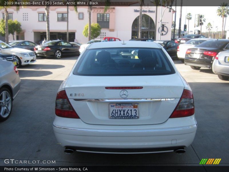 Arctic White / Black 2009 Mercedes-Benz E 350 Sedan