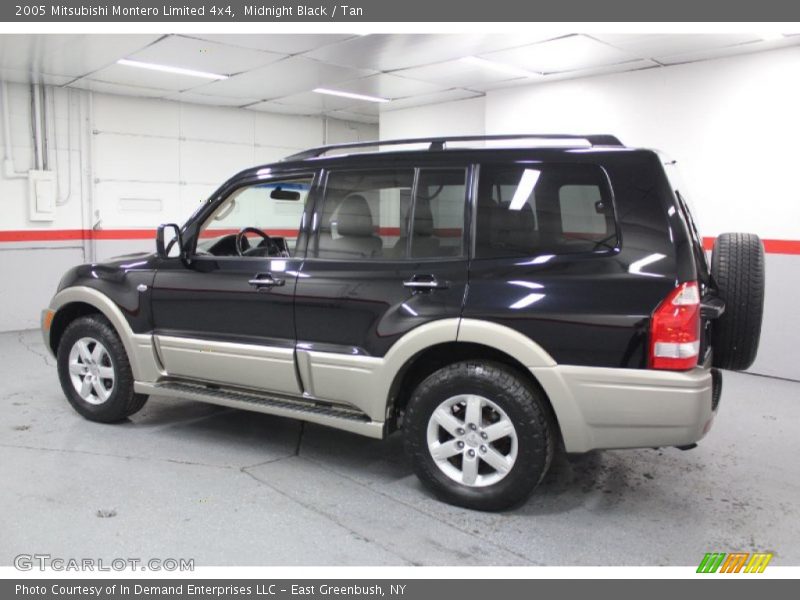 Midnight Black / Tan 2005 Mitsubishi Montero Limited 4x4