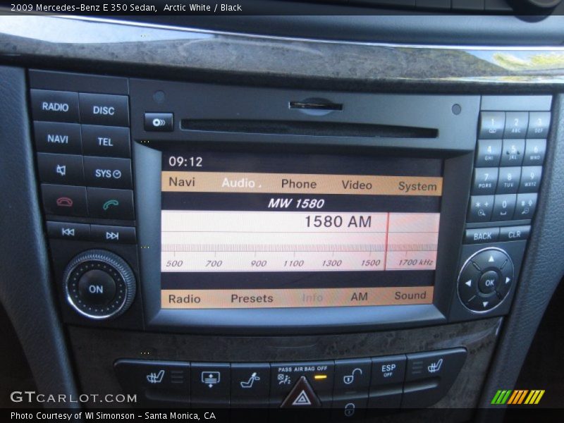 Arctic White / Black 2009 Mercedes-Benz E 350 Sedan