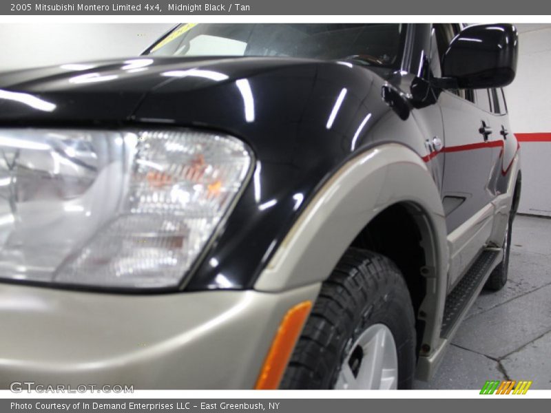 Midnight Black / Tan 2005 Mitsubishi Montero Limited 4x4