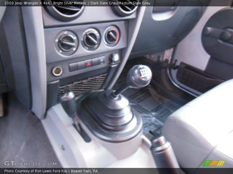 Bright Silver Metallic / Dark Slate Gray/Medium Slate Gray 2009 Jeep Wrangler X 4x4