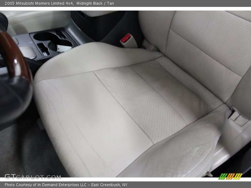 Midnight Black / Tan 2005 Mitsubishi Montero Limited 4x4