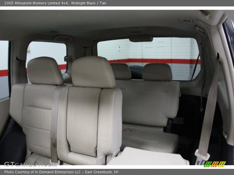 Midnight Black / Tan 2005 Mitsubishi Montero Limited 4x4