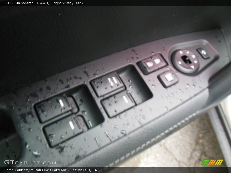 Bright Silver / Black 2013 Kia Sorento EX AWD