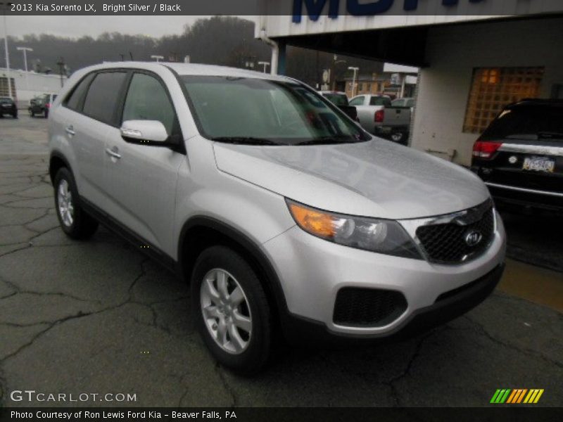 Bright Silver / Black 2013 Kia Sorento LX