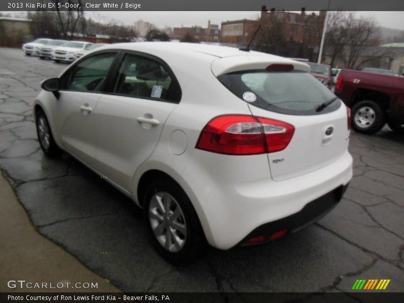 Clear White / Beige 2013 Kia Rio EX 5-Door