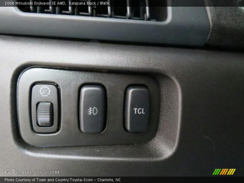 Kalapana Black / Black 2008 Mitsubishi Endeavor SE AWD