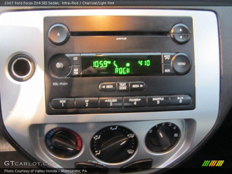 Audio System of 2007 Focus ZX4 SES Sedan