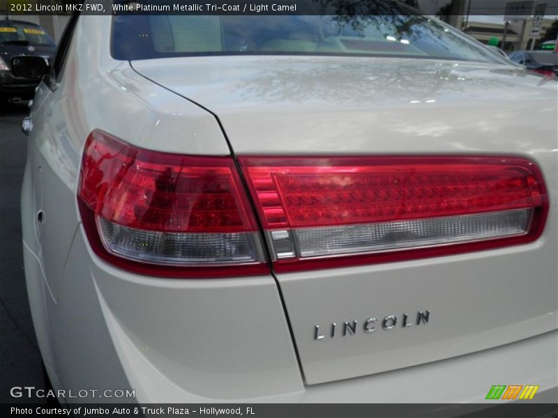 White Platinum Metallic Tri-Coat / Light Camel 2012 Lincoln MKZ FWD