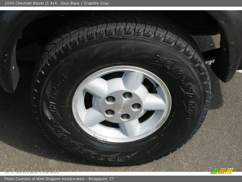 Onyx Black / Graphite Gray 2000 Chevrolet Blazer LS 4x4