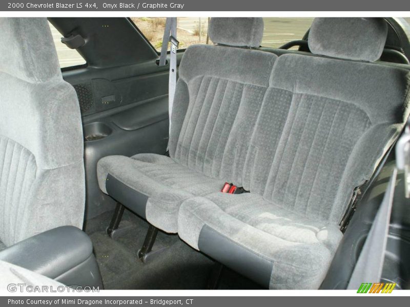 Onyx Black / Graphite Gray 2000 Chevrolet Blazer LS 4x4