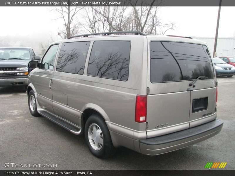 Light Pewter Metallic / Pewter 2001 Chevrolet Astro Passenger Van
