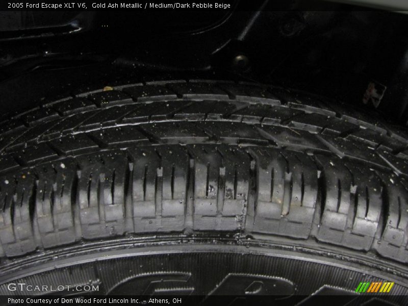 Gold Ash Metallic / Medium/Dark Pebble Beige 2005 Ford Escape XLT V6
