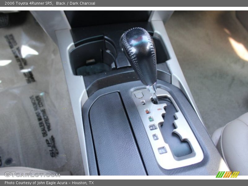 Black / Dark Charcoal 2006 Toyota 4Runner SR5