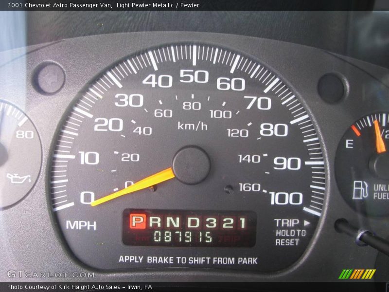 Light Pewter Metallic / Pewter 2001 Chevrolet Astro Passenger Van