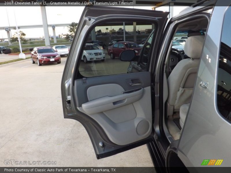 Graystone Metallic / Dark Titanium/Light Titanium 2007 Chevrolet Tahoe LS