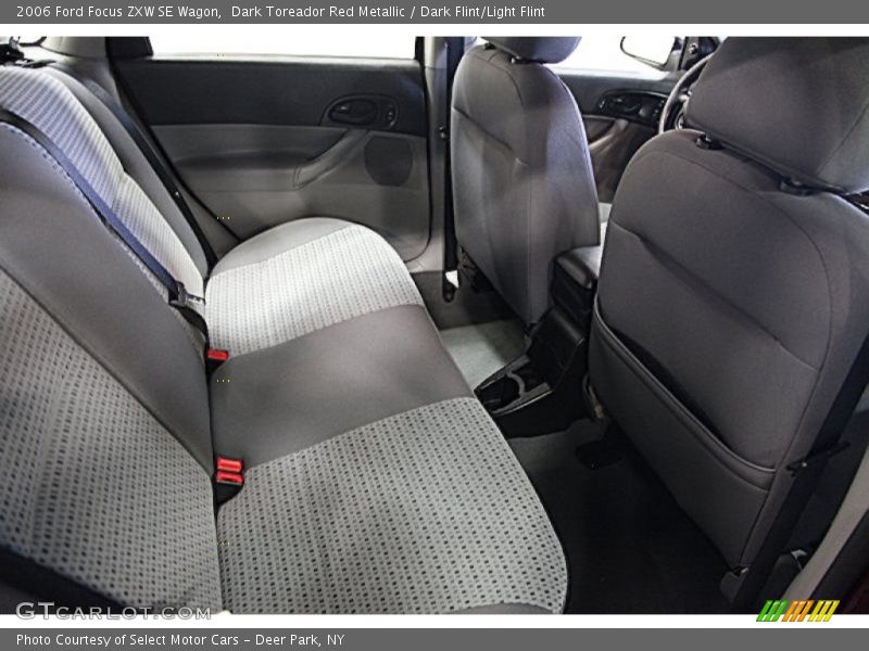 Dark Toreador Red Metallic / Dark Flint/Light Flint 2006 Ford Focus ZXW SE Wagon