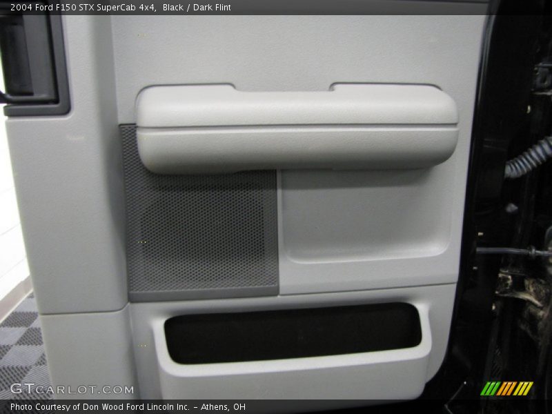 Black / Dark Flint 2004 Ford F150 STX SuperCab 4x4