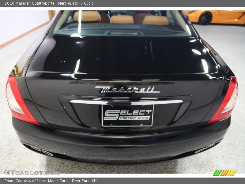 Nero (Black) / Cuoio 2010 Maserati Quattroporte
