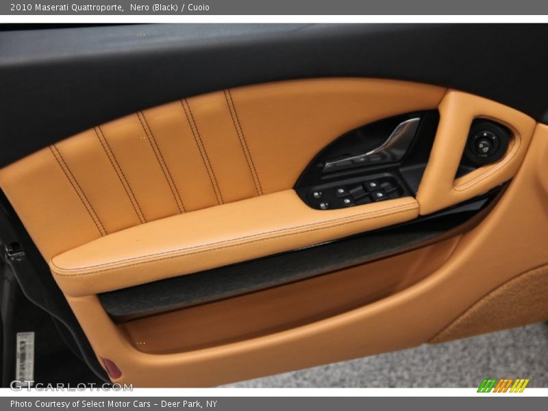 Nero (Black) / Cuoio 2010 Maserati Quattroporte