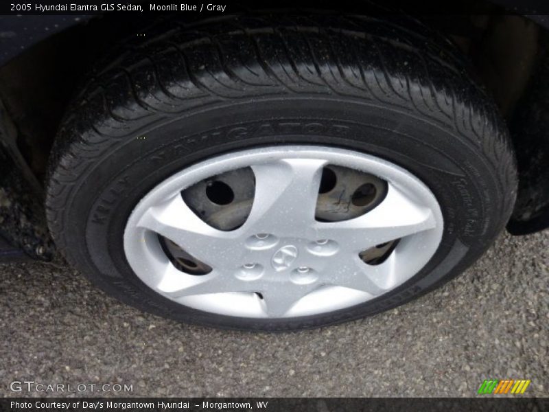  2005 Elantra GLS Sedan Wheel