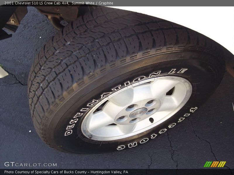 Summit White / Graphite 2001 Chevrolet S10 LS Crew Cab 4x4