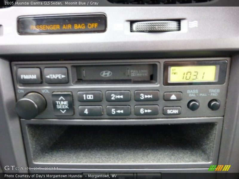Audio System of 2005 Elantra GLS Sedan