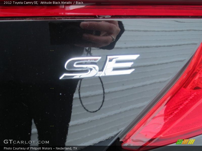 Attitude Black Metallic / Black 2012 Toyota Camry SE